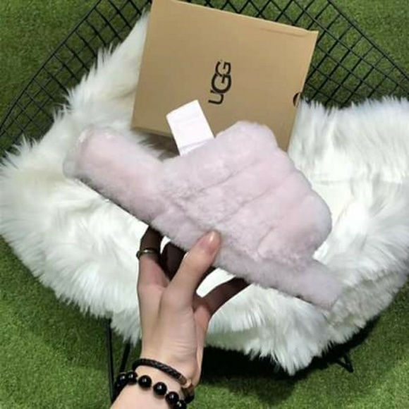 Ugg slippers - Picture 3 of 5